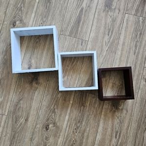 3 Square shelves